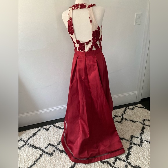 Nicole Miller Hi Low Dress Cut Out Back Covered Buttons Red & Cream Sz8 AMAZING - Picture 3 of 5